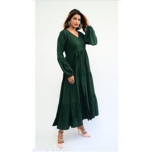 ผ้าไหมสีเขียวเข้มแบบชิ้นเดียว - Product Image 1