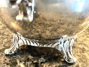 Jarra de alta calidad con acabado plateado, elegante utensilio de servir, perfecta para cenas familiares, uso en la cocina y eventos. Venta al por mayor desde India. - Product Image 2