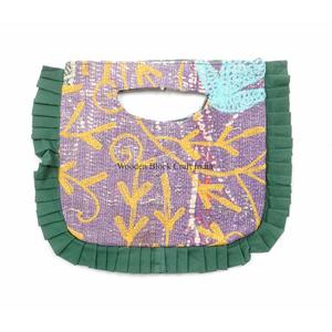 Sac à bandoulière et pochette Kantha pour femme, style bohème indien, fait main, léger, grand format, pour voyage et usage quotidien - Product Image 1