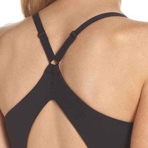 Sujetador deportivo sin costuras para mujer, con tirantes cruzados, cuello redondo, soporte medio, para yoga, color negro sólido, tela elástica transpirable - Product Image 6