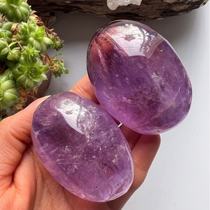 Chakralume Améthyste Chevron Naturelle de Haute Qualité, Pierre de Palmier Ovale Polie à la Main, Cristal Violet de Guérison pour Méditation, Reiki et Chakra - Product Image 5