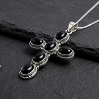 Pendentif Croix Vintage en Onyx Noir Naturel, Plaqué Argent Antique, Fait Main, Bijou Religieux en Pierre Précieuse, Cadeau Unisexe