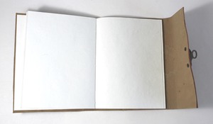 Diario Personalizado Hecho a Mano con Tapa Blanda y Cierre de Cuero, Regalo de Rajasthan, Camelon Exports - Product Image 3