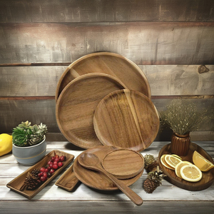 Huhipro Deluxe Assiette de service en bois peinte de couleur naturelle Caractéristique antidérapante pour une utilisation intérieure/extérieure Plateau élégant pour le salon - Product Image 6