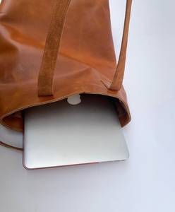 Bolsa de Cuero Crazy Horse Vintage al por Mayor para Mujer y Hombre, Gran Capacidad, Hecha a Mano, Bolsa de Hombro, Logotipo Personalizado, Suministro al por Mayor - Product Image 4