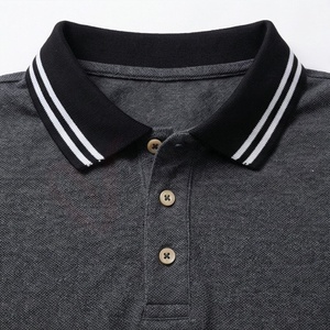 Polo à manches courtes gris foncé pour homme, couleur unie, en coton tricoté, décontracté, respirant, coupe classique, avec col à bordure blanche - Product Image 4