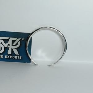 Bracelet manchette en laiton plaqué argent martelé, ajustable, style Kada ouvert, artisanat métallique fait main, bijoux minimalistes unisexes, vente en gros - Product Image 3