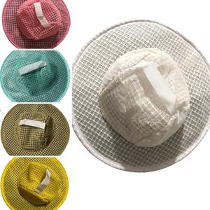 Voile d'apiculture respirant en maille aérée de polyester blanc avec sangle réglable pour une protection optimale - Product Image 2