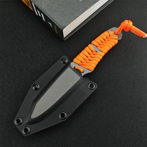 Cuchillo de Cocina de Acero de Damasco con Hoja Recta y Punta de Lanza, con Mango de Madera - Product Image 1