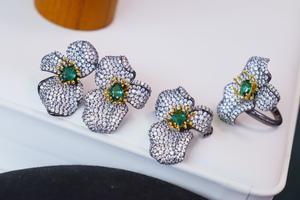 À la mode unisexe 925 bague de Cocktail en argent Sterling coupe radiante Micro pavé zircon cubique à la mode fleur forme bijoux de luxe - Product Image 1