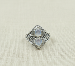 Anillo vintage de plata 925 con piedra lunar arcoíris, hecho a mano, filigrana, estilo bohemio, con forma de pera, doble piedra, regalo de Navidad para ella. - Product Image 4