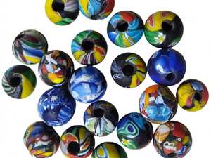 Perles de commerce africaines en gros, mélange de perles en verre Millefiori, perles rondes en spirale, perles tubulaires blanches, perles de rocaille jaunes - Product Image 3