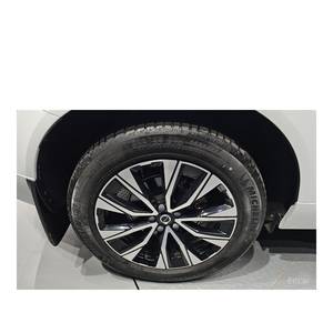 Volvo XC60 B5 Ultimate 2023 avec caméra de recul, boîte automatique, sièges en cuir, conduite à gauche - 35 194 km - Product Image 5