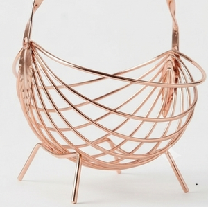 Corbeille à fruits en fil de cuivre poli brillant avec poignée, bol de rangement en métal pour la décoration de la cuisine - Product Image 3