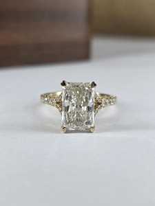Anillo Romántico East West con Diamante Cultivado en Laboratorio de Corte Radiante de 3.01CT, Oro Sólido de 14K, Joyería para Compromiso, Boda o Propuesta para Ella - Product Image 2