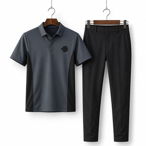 Uniforme de golf personnalisé avec logo imprimé, haute qualité, respirant, grandes tailles, 100% polyester, fabriqué au Pakistan - Product Image 1