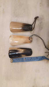 Agate polie Buffle Plat Chausse-pied 12 cm de Long Naturel Petit Ox Style Animal Artisanat Artisanal - Product Image 2