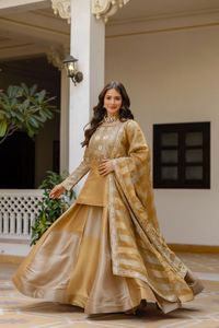 Ensemble élégant de lehenga en viscose Banarasi avec haut et dupatta, tenue ethnique de créateur pour mariage, festival, fête, pour femmes - Product Image 6