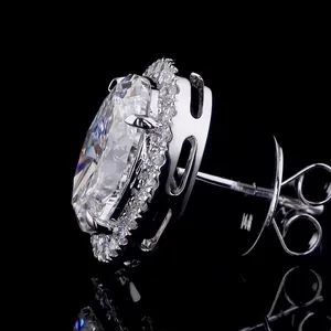 Pendientes de tuerca con halo de diamantes cultivados en laboratorio IGI de 6.00 quilates ovalados, 14KWG, cierre a presión - Product Image 4