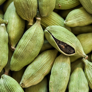 Gousse de cardamome verte aromatique naturelle 6-7mm petite taille, épice entière de qualité supérieure, fournisseur en gros pour l'exportation - Product Image 5