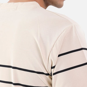 T-shirt vierge 220 g/m² coupe ample longue décontractée à motif col rond 100 % coton extensible vente en gros à bas prix pour hommes - Product Image 6