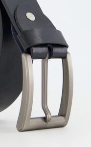 Ceintures de luxe personnalisées en gros pour hommes, en cuir véritable de haute qualité, avec boucle ardillon, OEM, boucle en alliage - Product Image 2