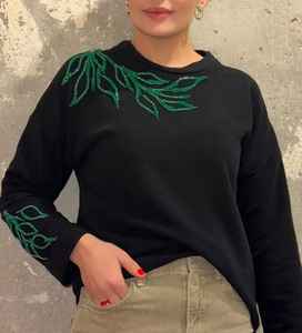 Sudadera de Moda Negra de Algodón de Manga Larga con Bordado de Hojas Verdes y Cuello Redondo para Mujer, Informal, Otoño-Invierno - Product Image 1