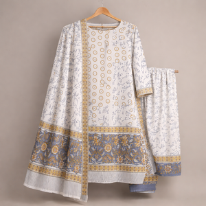 Traje Punjabi Blanco para Mujer |   Conjunto de Kurti y Pijama con Estampado Floral Indio Hecho a Mano con Borde |   Vestido Sarong de Algodón, Obra Maestra - Product Image 3