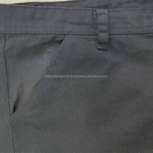 กางเกงขาสั้นกอล์ฟผ้าแคนวาสถักระบายอากาศได้ดี สีพื้น สไตล์ลำลองสำหรับผู้ชาย พร้อมโลโก้แบบกำหนดเอง สไตล์ไฮสตรีท - Product Image 3