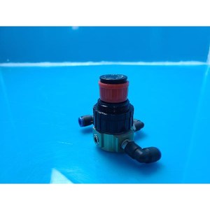 Vanne de commande pneumatique TACO R31-100-0000 utilisée comme pièce détachée pour équipement semi-conducteur Legacy - Product Image 2