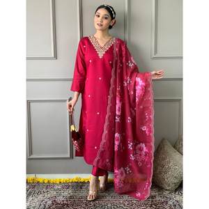 Hermoso Conjunto de Fiesta de Satén con Top, Pantalón y Dupatta, Talla XL, Mangas Tres Cuartos - Product Image 3