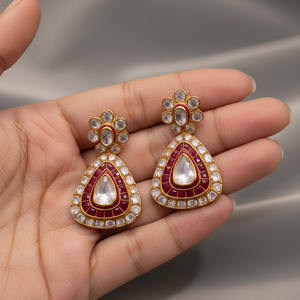 Pendientes de compromiso y boda Jessica Creation de plata de ley 925 con moissanita natural, gema Polki Kundan y engaste de bisel con corte de pera - Product Image 3