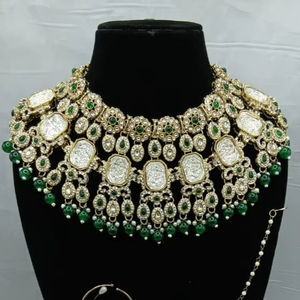 Conjunto nupcial étnico de aleación blanca Royal con Kundan, gargantilla chapada en oro pesado, colección premium hecha a mano para compromiso, boda, regalo o fiesta - Product Image 2