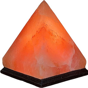 Lampe de sel en cristal d'Himalaya 100% naturel pur, en forme de pyramide, avec base en bois rose raffinée, emballée en bouteille et sachet. - Product Image 1