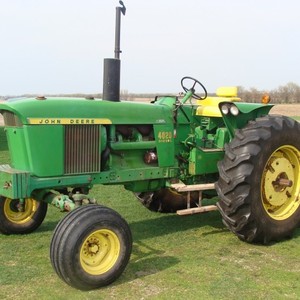 Tracteur agricole JOHN DEEREE de qualité originale à vendre, moteur et pompe de 90 CV, boîte de vitesses à haute productivité, roulement, modèle 4020 - Product Image 6