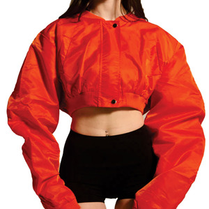 Blouson coupe-vent bomber rouge en nylon personnalisé pour femme, coupe courte et légère, style streetwear élégant avec ourlet côtelé, également disponible pour homme - Product Image 5