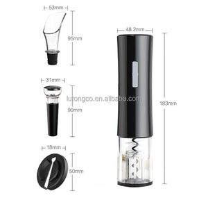 Sacacorchos Automático Recargable con Tapón Sellador, Set de Regalo, Utensilios de Bar de Plástico Negro Contemporáneo - Product Image 2