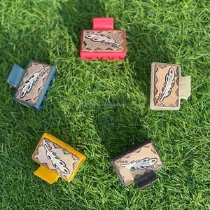 Nouvelle arrivée vente chaude Western élégant à la main usiné en cuir gravé pinces à cheveux en cuir griffe accessoires de cheveux pour les femmes - Product Image 2