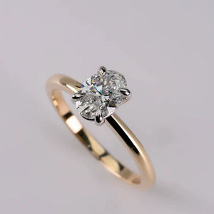 Anillo Solitario Minimalista de Oro de 18K/14K/10K con Diamante Cultivado en Laboratorio de 1.00 Ct, Corte Ovalado, Color E, Claridad VVS2, Certificado IGI - Product Image 1
