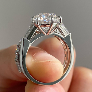 Top vente 1.50 carats Moissanite ronde coupe bague de fiançailles originale en or jaune 18 carats bijoux fins bagues en gros - Product Image 3