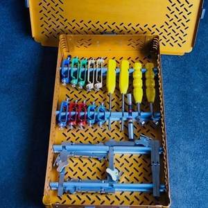 Retractor Cervical Trimline, Sistema de Instrumentos para Cirugía de Columna Vertebral, Juego Reutilizable de Acero Inoxidable, Kit Ortopédico y Neuroquirúrgico Ecológico - Product Image 5