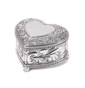 Vintage Metal Jewelry Storage <b>Box</b> Organizer for Rings <b>Earrings</b> Necklace Accessories - Product Image 4