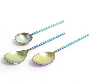 Lot de cuillères de service, de table et à salade en acier inoxydable avec revêtement PVD arc-en-ciel pour mariage et vaisselle de cuisine - Product Image 3