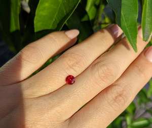 Piedra Suelta de Rubí Rojo Premium, Forma Redonda, Tamaños Personalizados para Fabricación de Joyas y Artesanía - Product Image 3