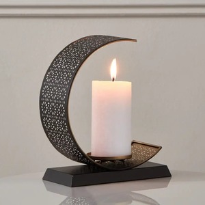 Candelabro de Metal con Forma de Luna Creciente y Diseño de Filigrana, el Más Vendido, para Decoración de Ramadán Kareem - Product Image 1