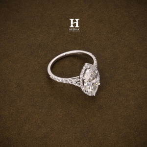 Bague de fiançailles personnalisée en diamant de laboratoire taille marquise, or blanc 14 carats, avec halo de diamants taille marquise, certifiée IGI, clarté VVS VS - Product Image 3