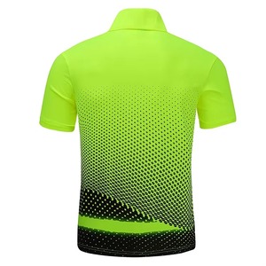 Polo de Punto Verde Neón para Hombre, Manga Corta, Diseño Deportivo con Patrón de Puntos, Secado Rápido, Cierre de Botones, Ropa Casual - Product Image 2