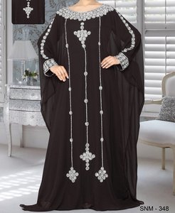 Abaya islamique noire perlée longue jusqu'au sol pour femme, à manches longues, col montant, grande taille, en polyester, pour soirée, fête, prière, Moyen-Orient - Product Image 1
