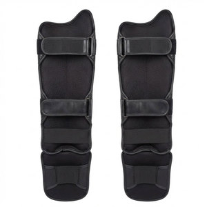 Espinilleras Profesionales de Cuero para Kickboxing, Muay Thai, Entrenamiento de MMA, Acolchado Duradero, Uso Cómodo, Diseño Ajustable - Product Image 3