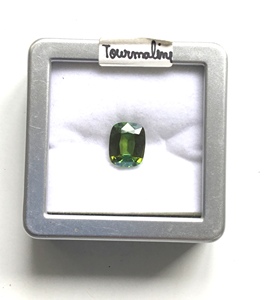 Pierre de tourmaline verte naturelle de 4,90 carats, taille coussin, pour la création de bijoux fins - Product Image 2